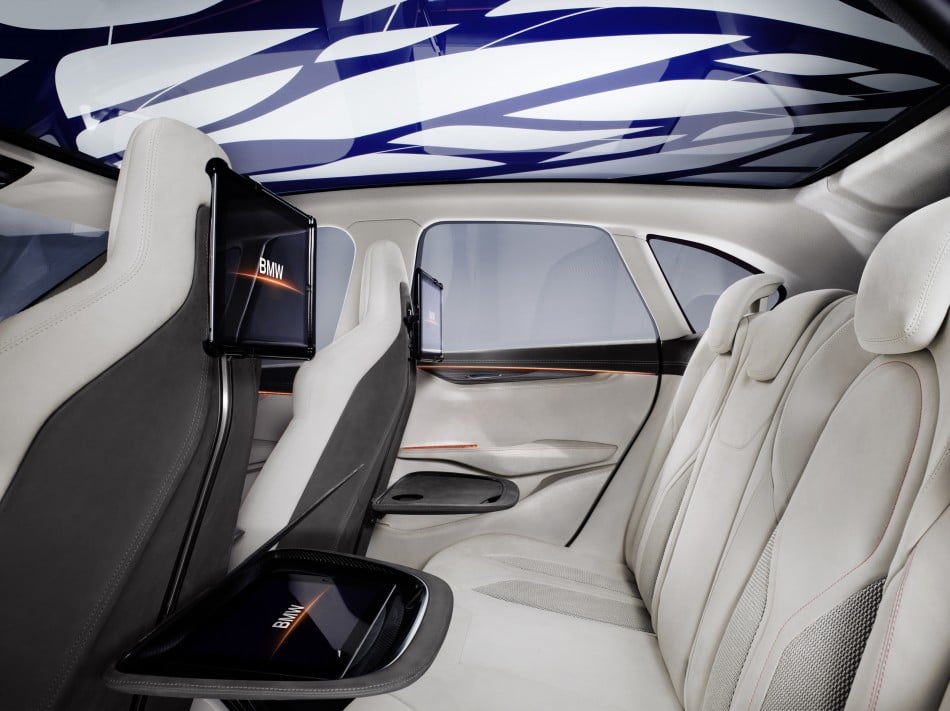 011-BMW-Concept-Active-Tourer