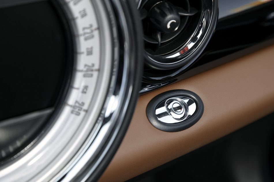 017-mini-roadster