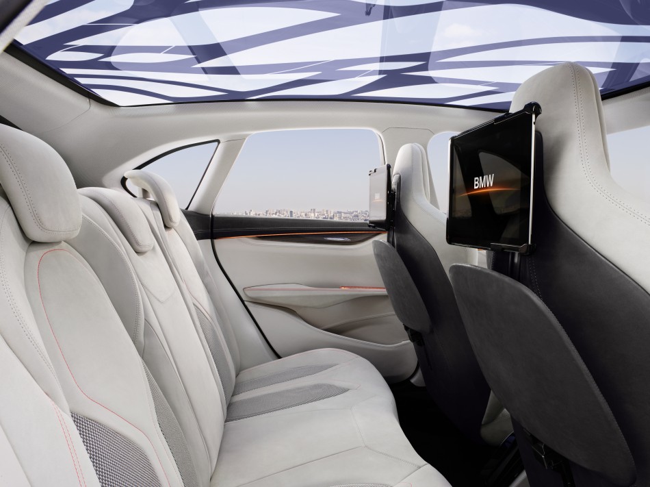 019-BMW-Concept-Active-Tourer