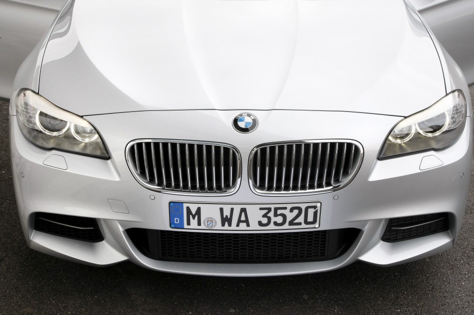 036-m550xd