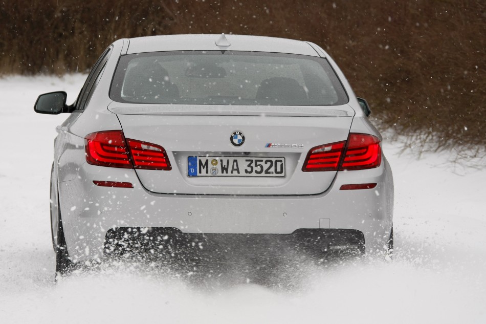 051-m550xd