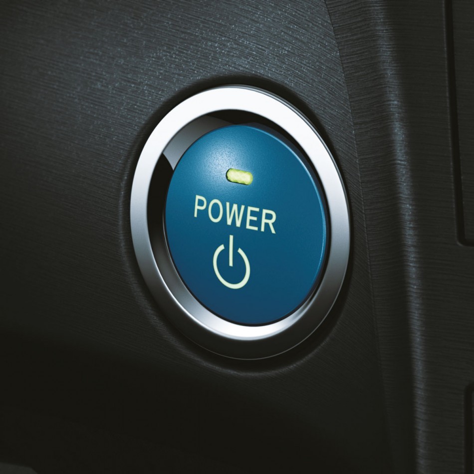 14-Prius-Interiorb
