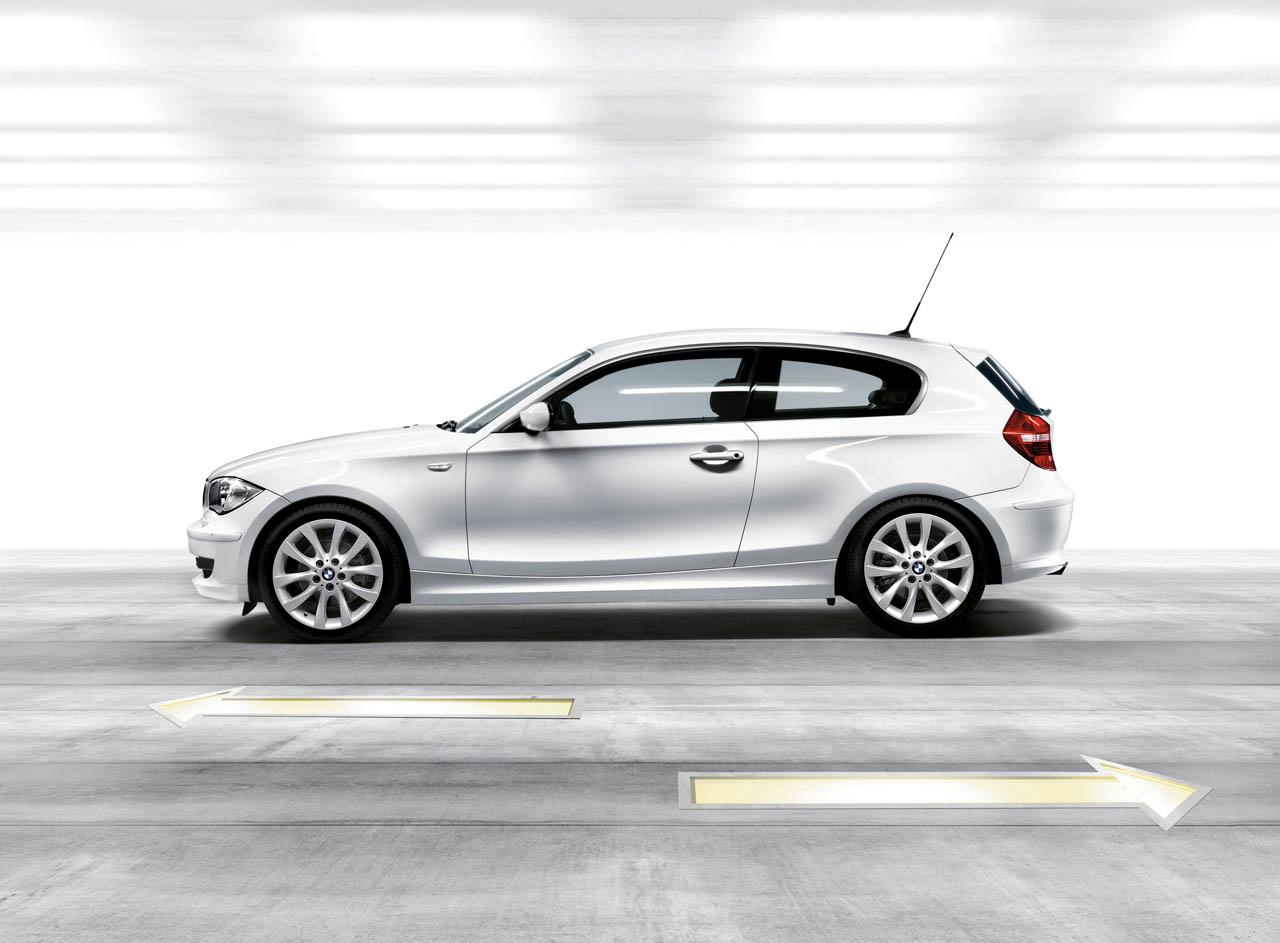 1series_3door_arrows_side_20090808_1586583551