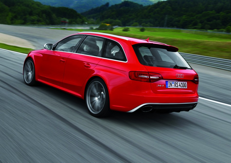 Audi RS 4 Avant/Fahraufnahme
