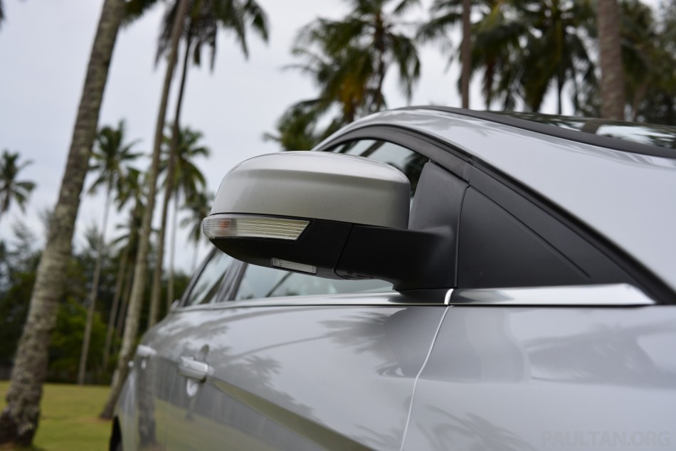 2012-ford-focus-krabi-222