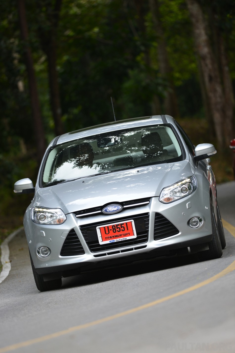 2012-ford-focus-krabi-242