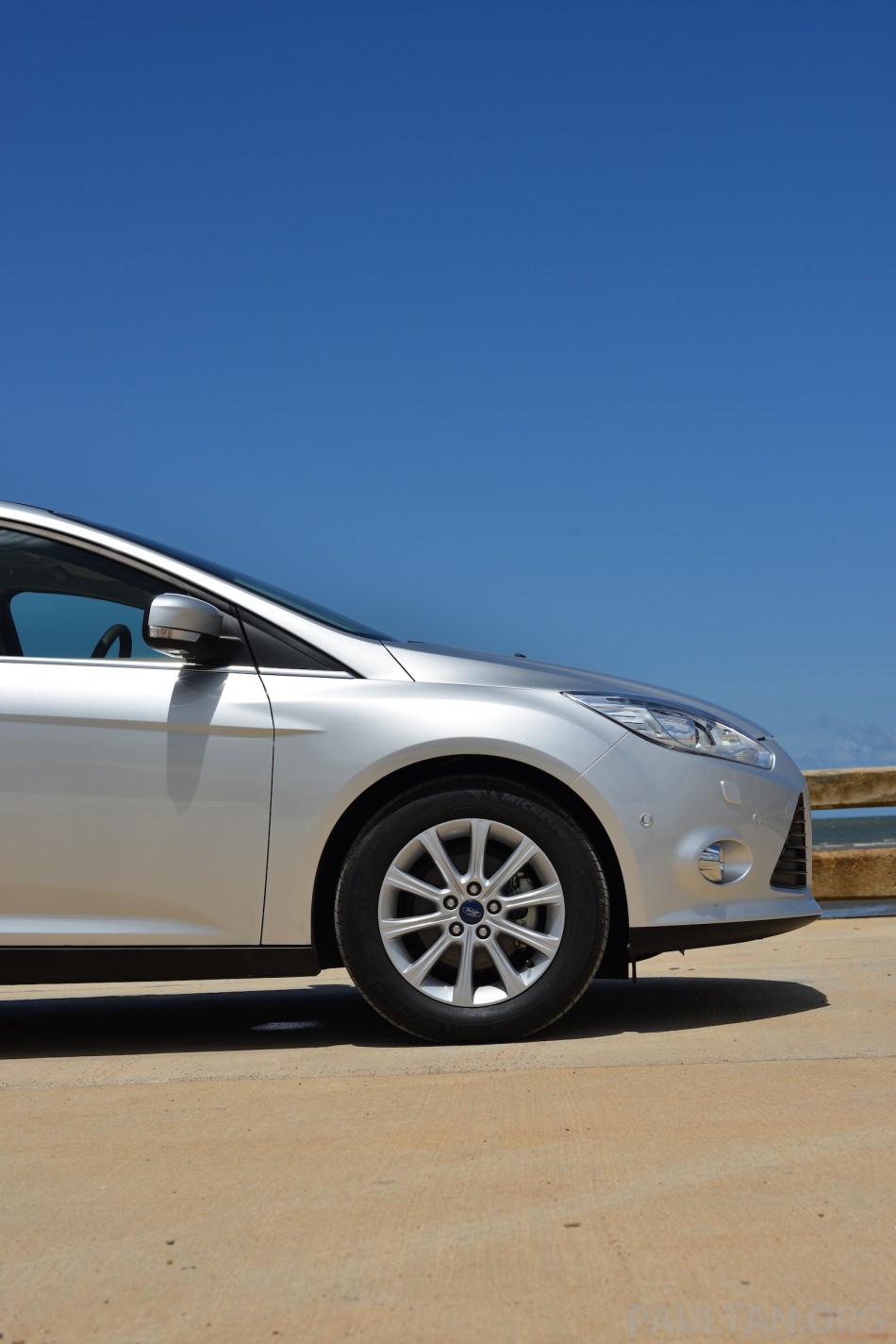 2012-ford-focus-krabi-75