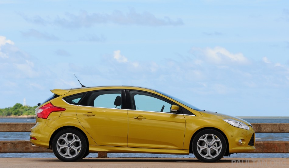 2012-ford-focus-krabi-96