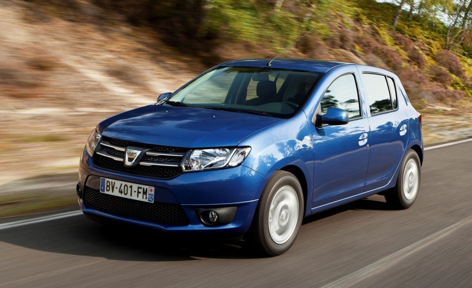 2013 Dacia Sandero-02