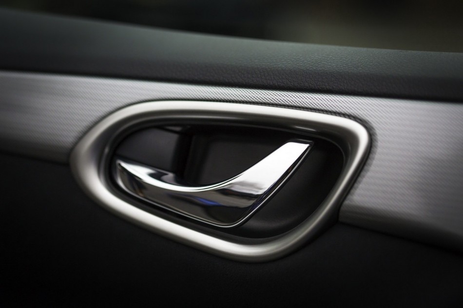 2013 US Sentra-02