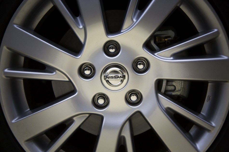 2013 US Sentra-05