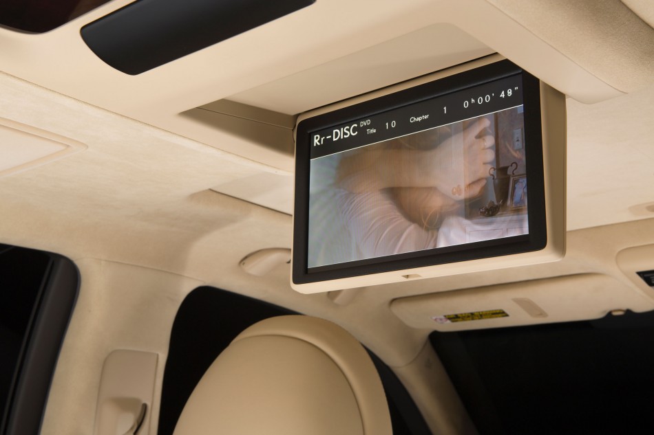 2013-lexus-ls460-01