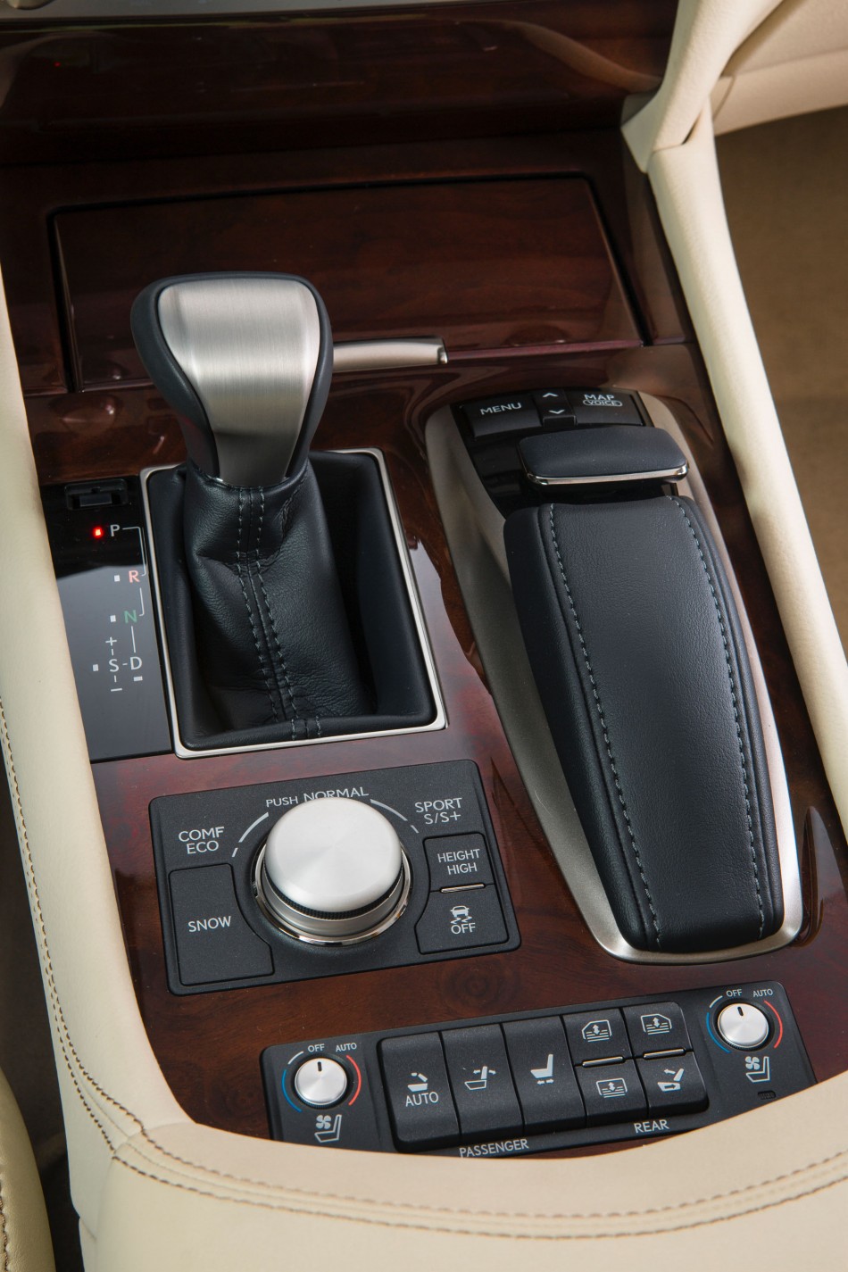 2013-lexus-ls460-20