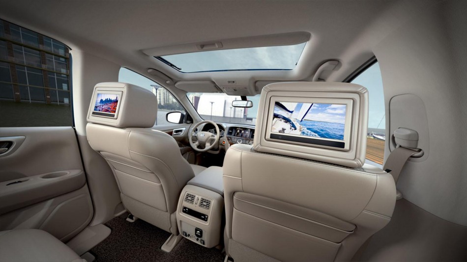 2013-nissan-pathfinder-10