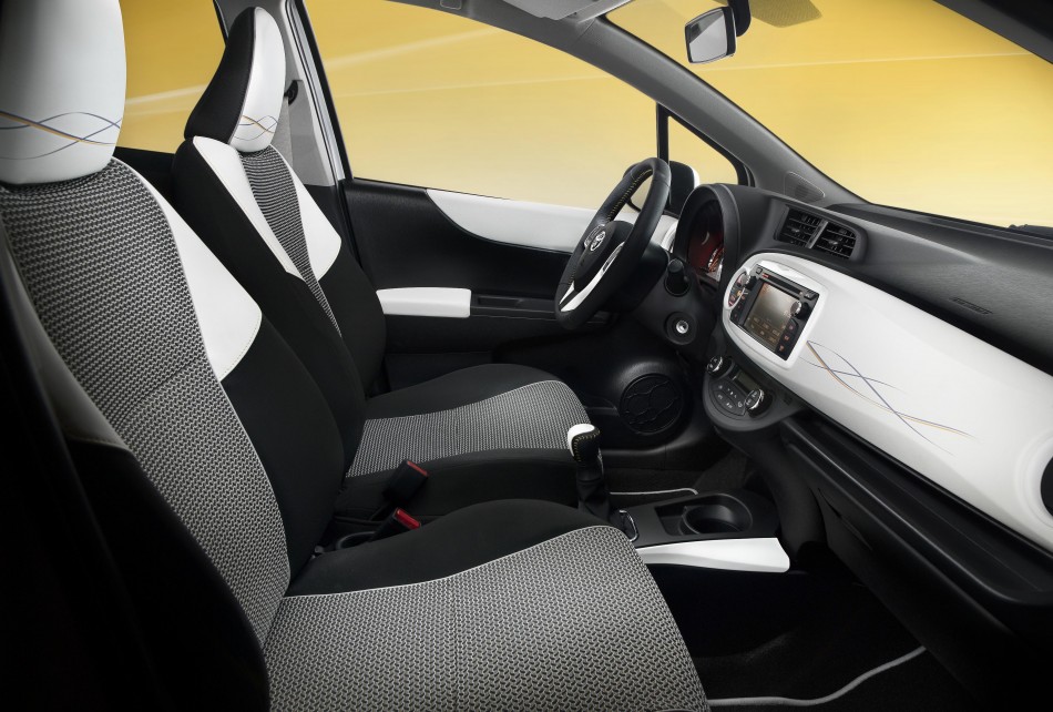 2013 yaris trend 3