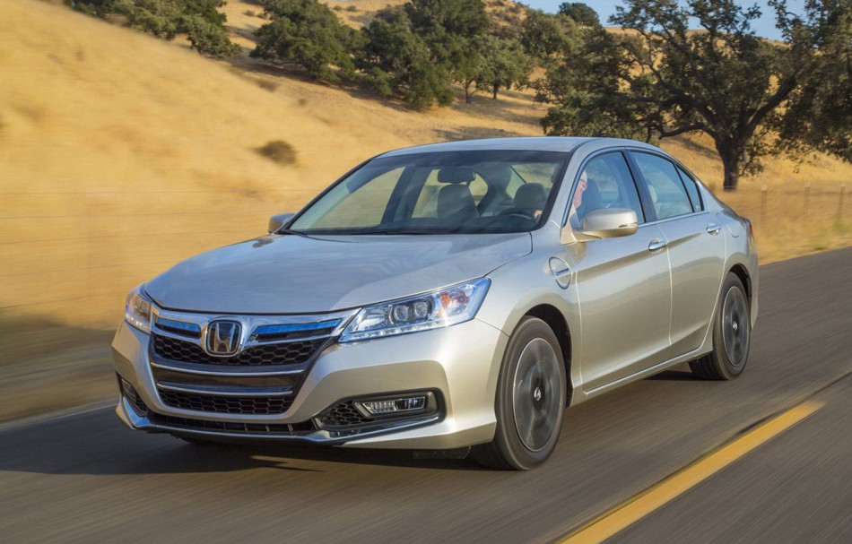 2014 Accord PHEV-03