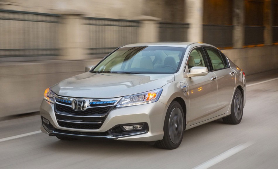 2014 Accord PHEV-05