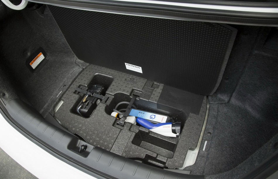 2014 Accord PHEV-34