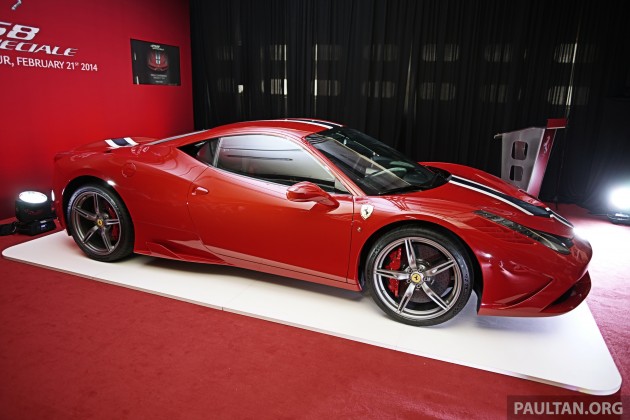 Ferrari-458-Speciale-Sepang-side