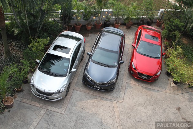 Driven_2014_ep5_Mazda_3_vs_Toyota_Corolla_Altis_vs_Kia_Cerato 003