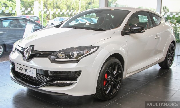 2015_Renault_Megane_RS_265_Cup_facelift_Malaysia_ 002