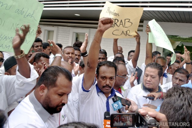 Taxi Drivers Protest Against GrabCar 2