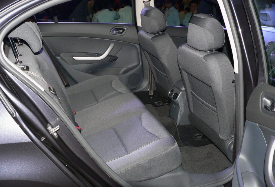 408 2.0 int rear