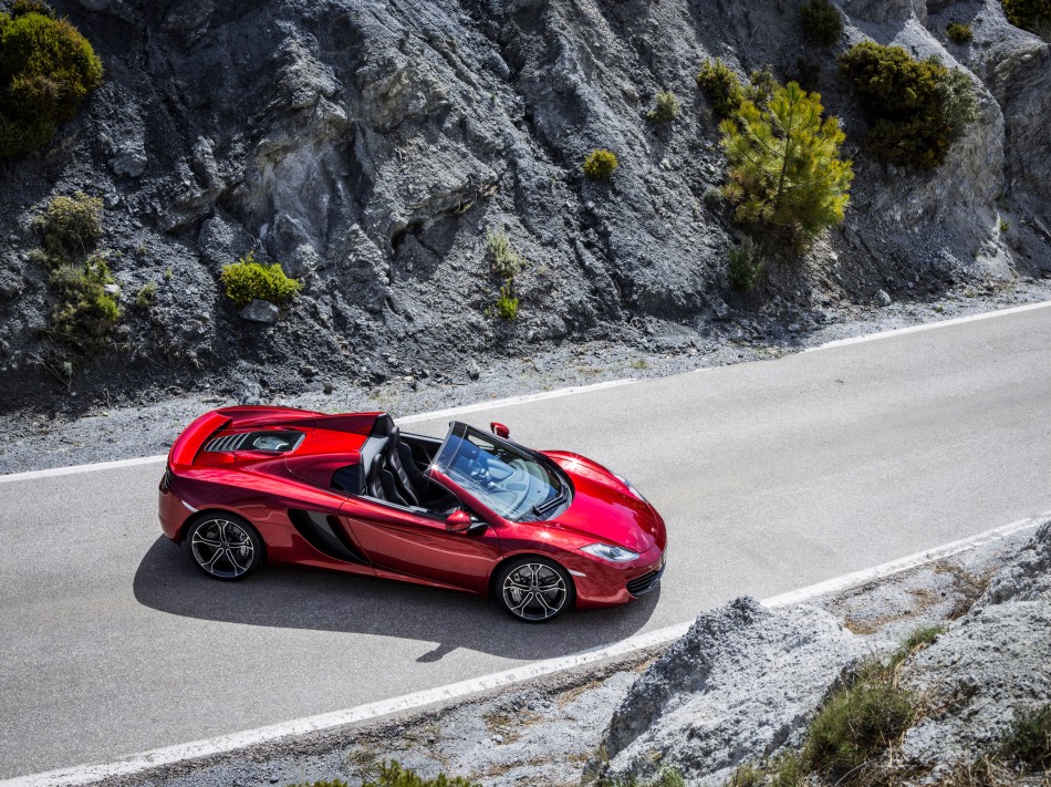 575011_68319-McLaren_12C_Spider-003