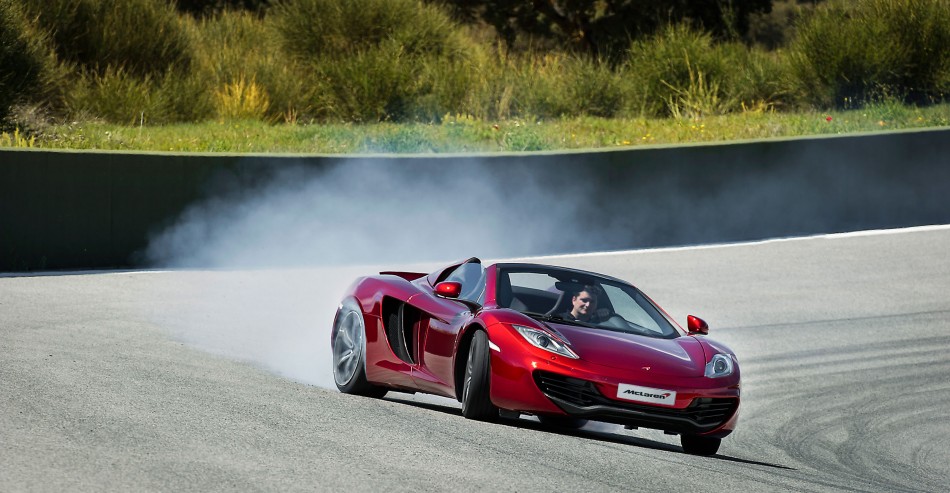 575020_68319-McLaren_12C_Spider-021