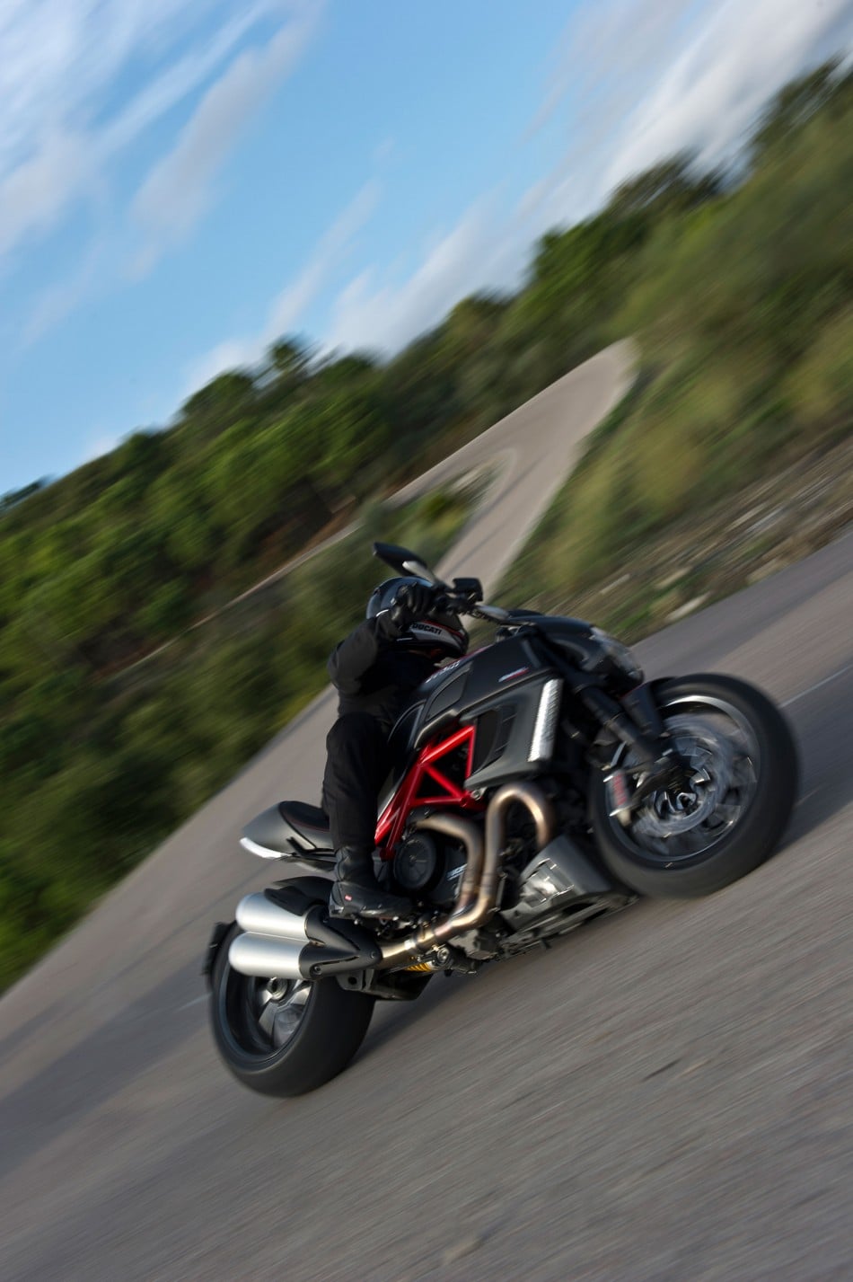 59-58_Diavel_Carbon