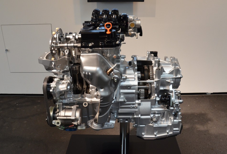660 DOHC VTC 01