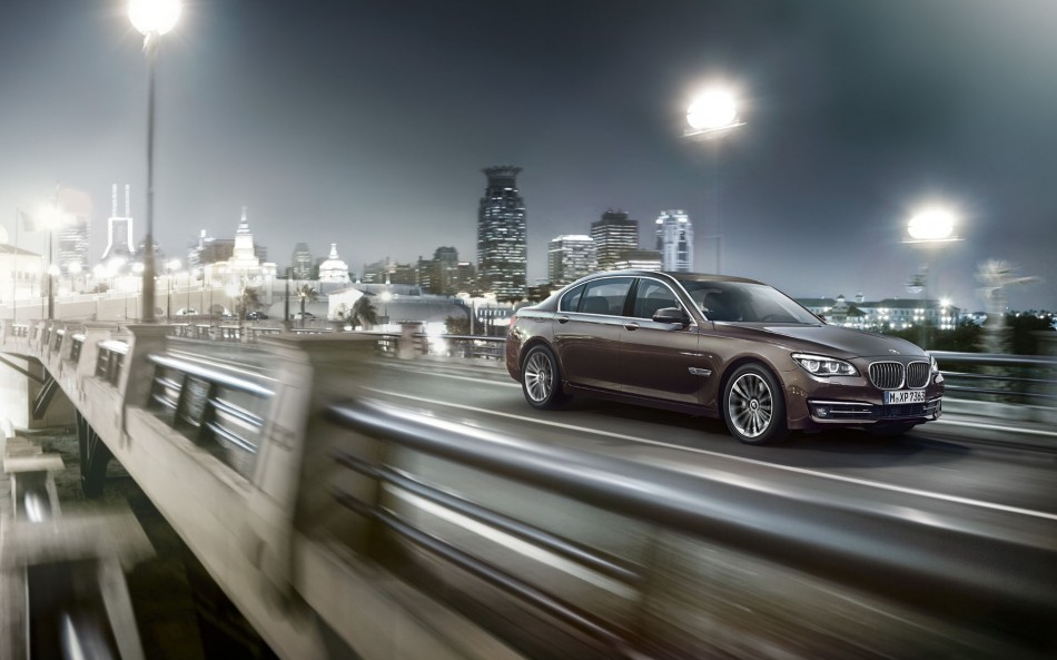 BMW-7-Series-Wallpaper-10-1920x1200
