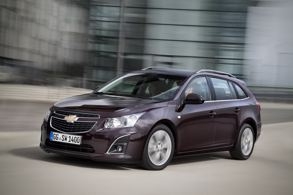 Cruze Wagon-09
