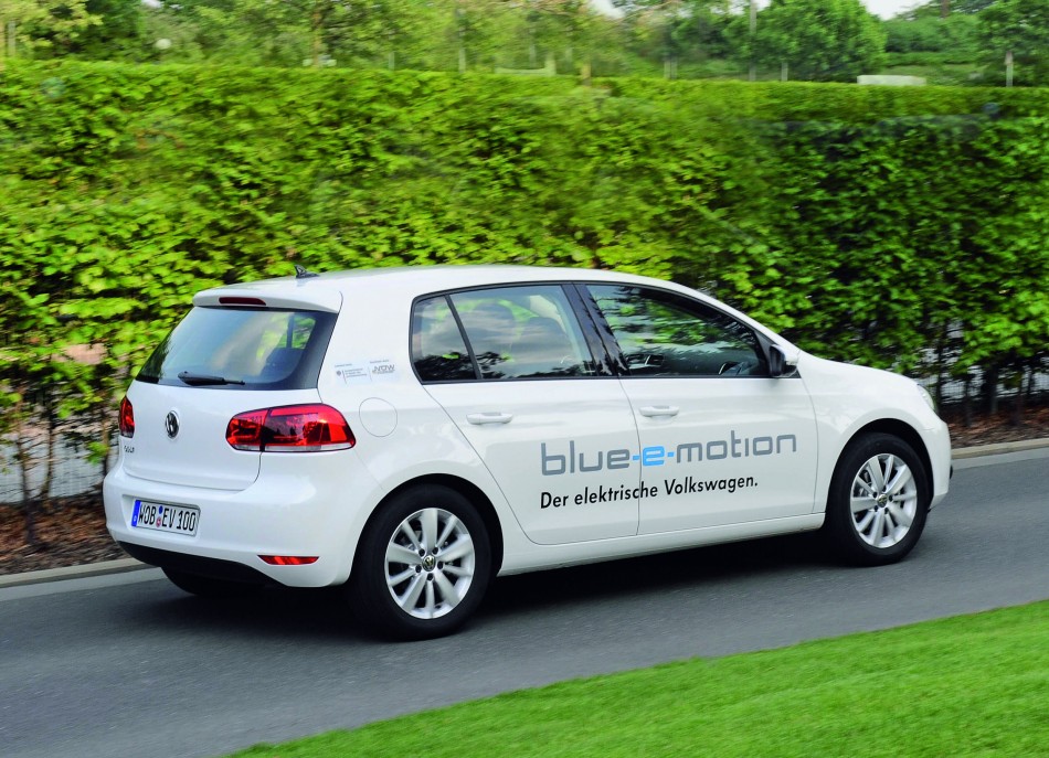 Volkswagen Golf blue-e-motion /Volkswagen startet die erste Erprobungsflotte des Golf blue-e-motion in Wolfsburg.