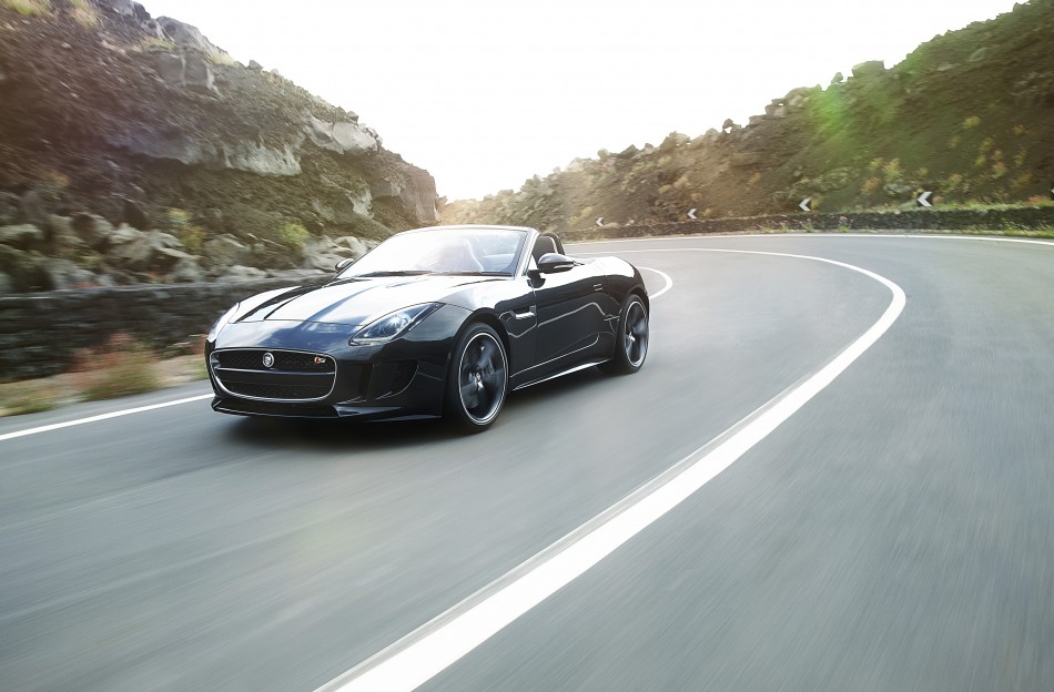 F-TYPE_LOCATION_V8_16