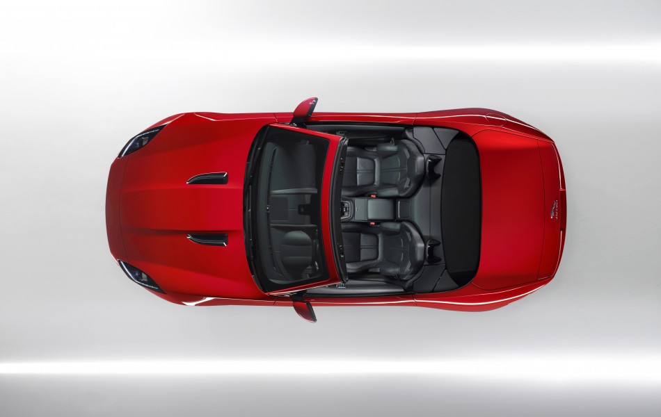 F-TYPE_STUDIO_V8_1
