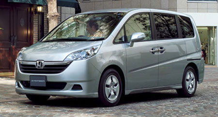 Honda_StepWGN_1
