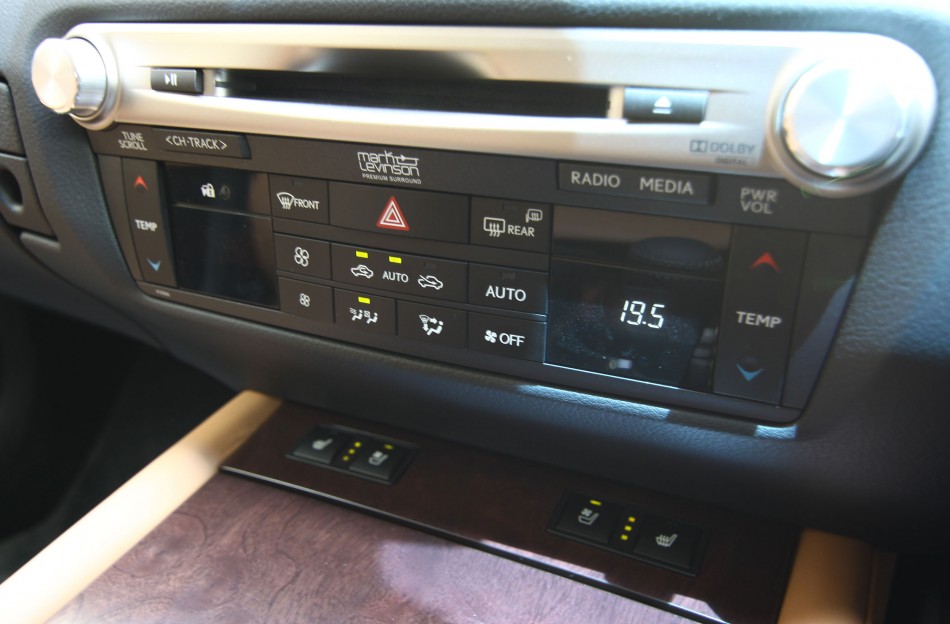 Interior-4