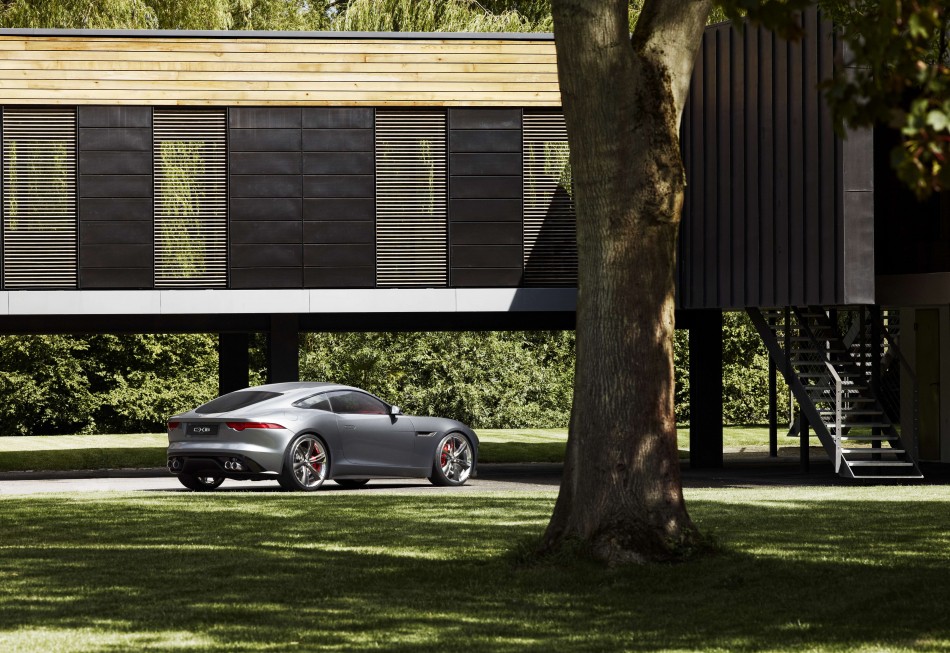 JAGUAR_C-X16_LOCATION_12