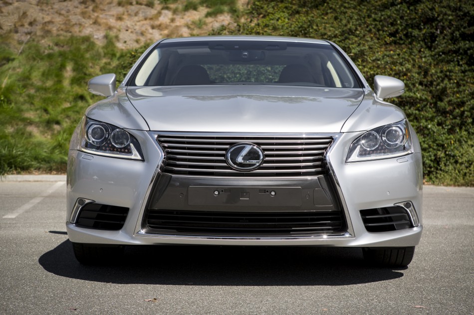 Lexus LS460 Press-198