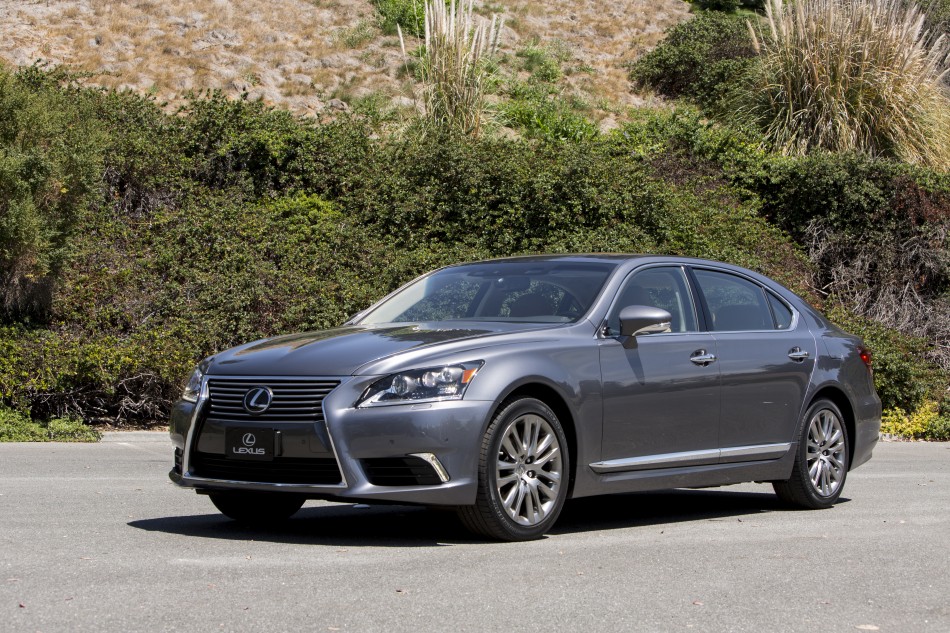 Lexus LS460 Press-26