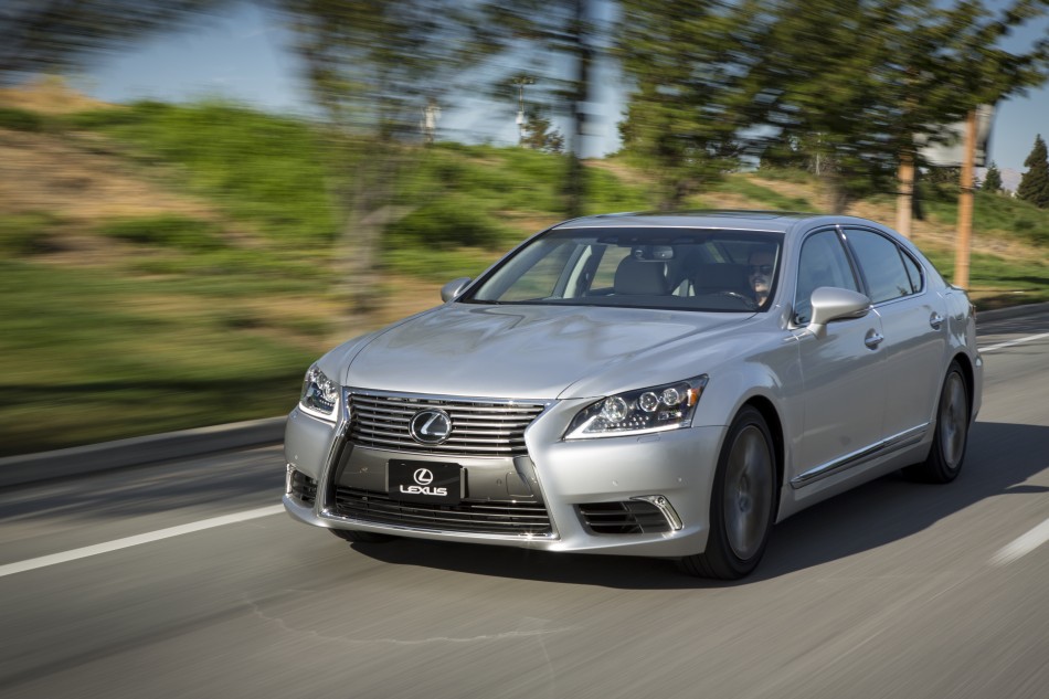 Lexus LS460 Press-387