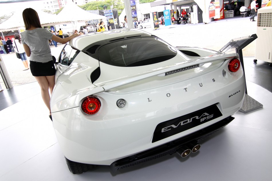 LotusR308