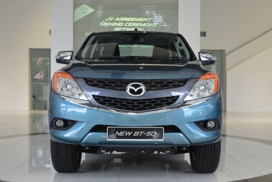 Mazda BT-50-10