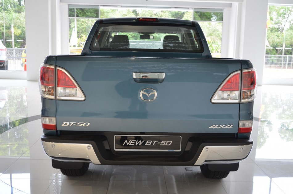 Mazda BT-50-25