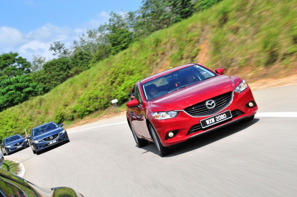 Mazda6_frontmoving_3