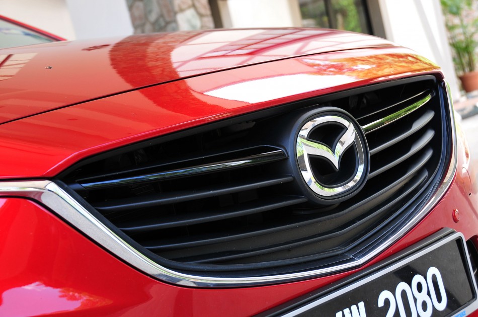 Mazda6_grille
