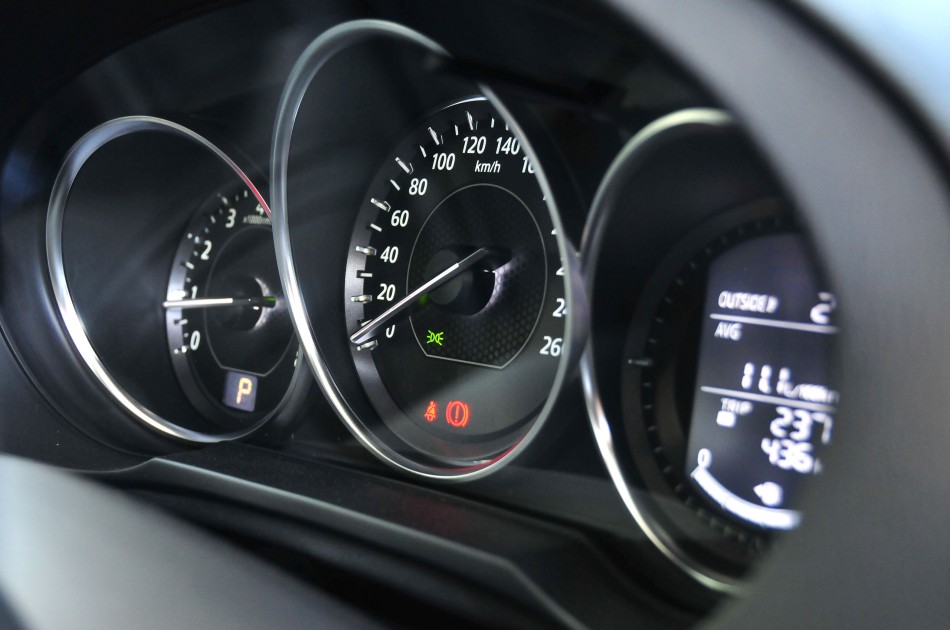 Mazda6_meterdetail