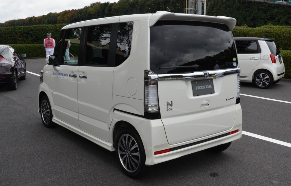 N Box 05