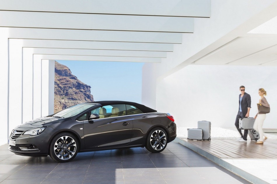 Opel Vauxhall Cascada-06